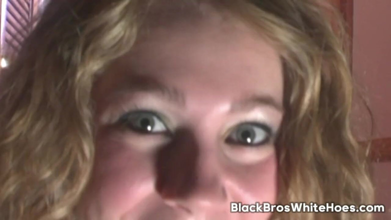 Black Bros White Hoes: Geile blanke pornoster Mysti May in interraciale seks met een...