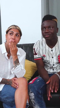 Actrice Porno Espagnole Veut Avoir Des Relations Sexuelles Interraciales Avec L’employé Du Bar. Valeria Del Rio Est En Black Fix