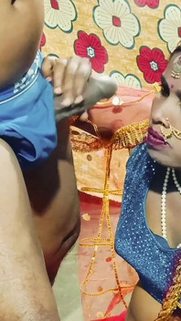 Desi-mädchen erste nacht mit ihrem stiefvater