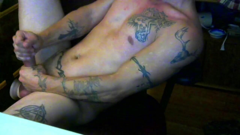 BlessedTongue_KuntryHung: New Cam boy Jerking off Big Dick southern boy fuck...