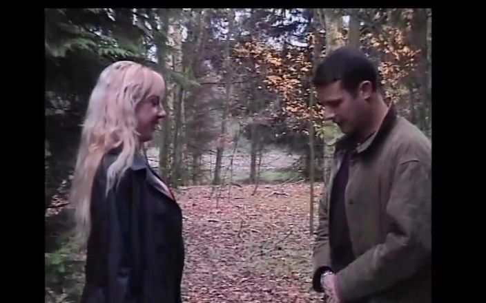 Absolute BDSM films - The original: Tante mesum pecinta fetish seks ini suka banget ditonton saat...