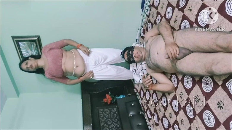 Lustykajolbhabhi: 岳父对他丰满的儿媳感到疯狂 第1部分