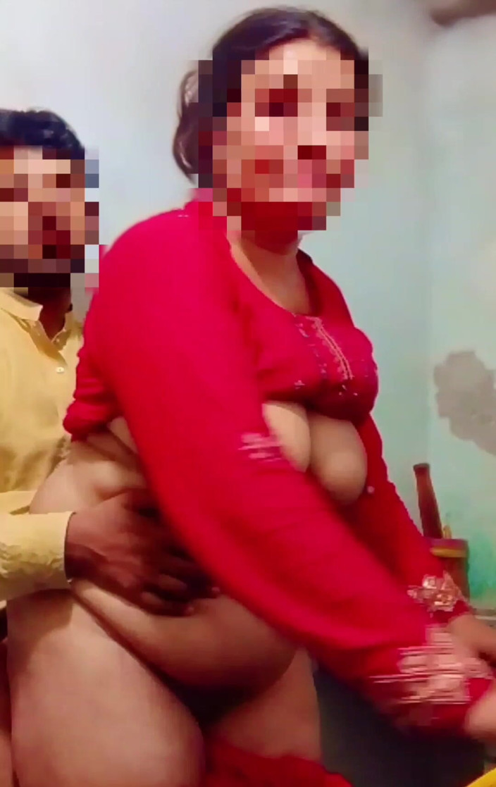 Abida sexy: Kuwari Dulhan Has Sex for the First Time Suhagrat Says...
