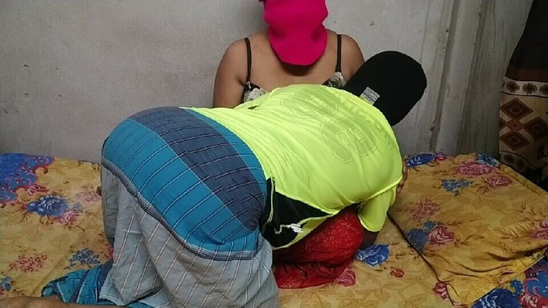 Hot_wife999: गांव की भाभी और डाबर हॉट mlif तमिल असली घर