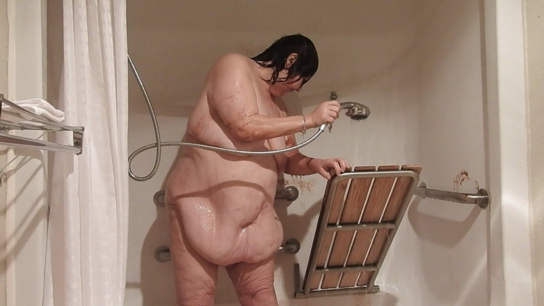 BBW nurse Vicki adventures with friends: Bbwchocolate Milk Messy Play Then Wash It All Clean!
