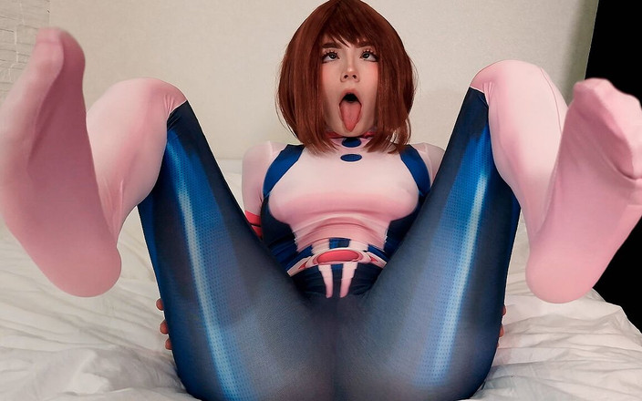Webtolove: Cute and adorable 18 years old Ochaco Uraraka shows off her...