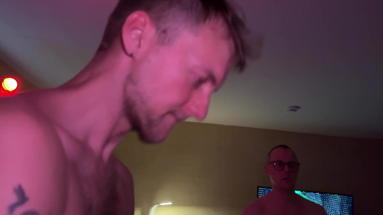 The Gay Quadzilla: Sketchy Gay Hotel Orgy