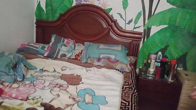 bitchsultry: Pepek saya suka dipenuhi dengan air mani