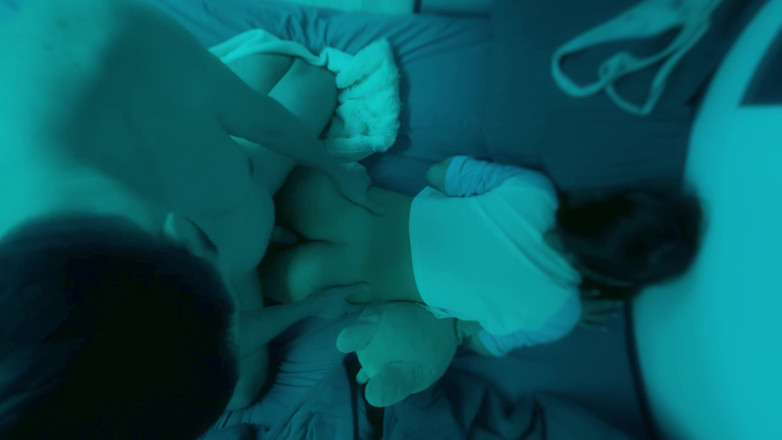 HomeVideoLive: Anál, křik během orgasmu