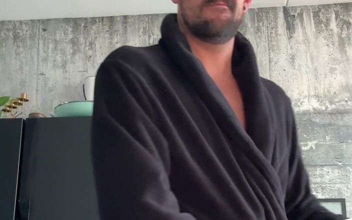 Barebackpaul86: Turun di Lutut Anda dan Tonton