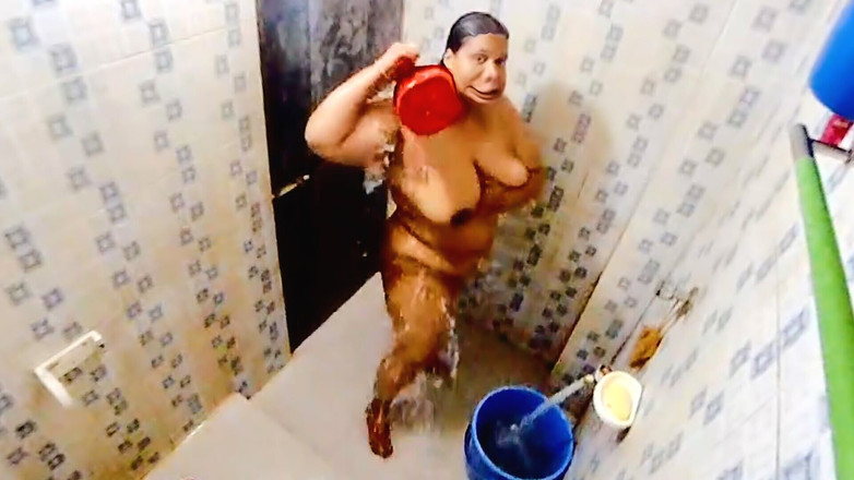 Morjenabb: Cuando la india toma un baño