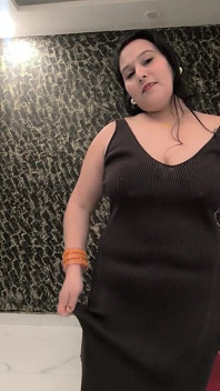 Puja Bhabhi Play with Big Boobs