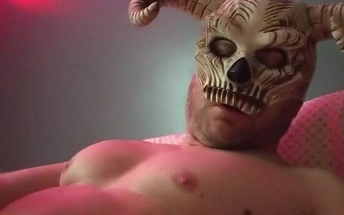 Bald Daddy: Un démon chauve perce un jouet léger et chair, fessée...