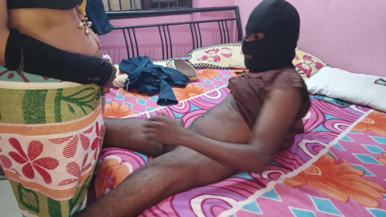 Reshmahotever: Tamil Hot Cross Dressing