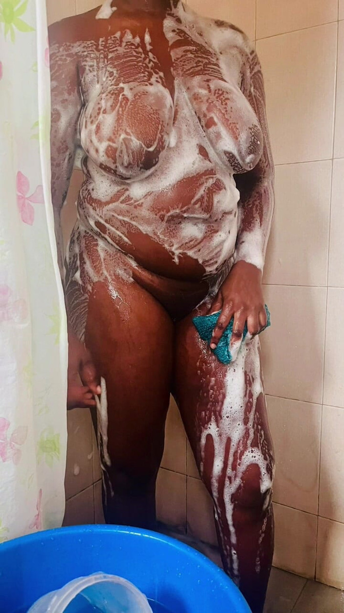 Pretty B: Jebanie mojej niewinnej uległej przyrodniej siostry