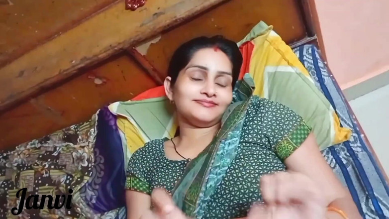 Janvibhabhii: ヒンディー語の声でインドのデジバビセックスビデオ