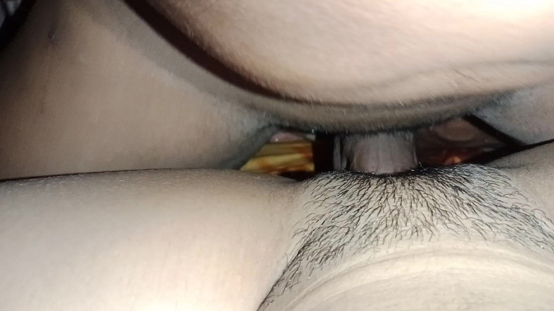 Evasexy02: Echt stel probeert de eerste keer anaal