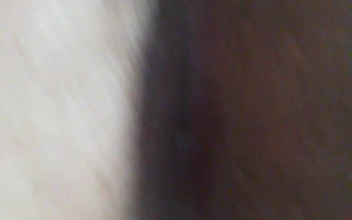 Chubby Sex Symbol: Мастурбую мою мокру жирну пизду
