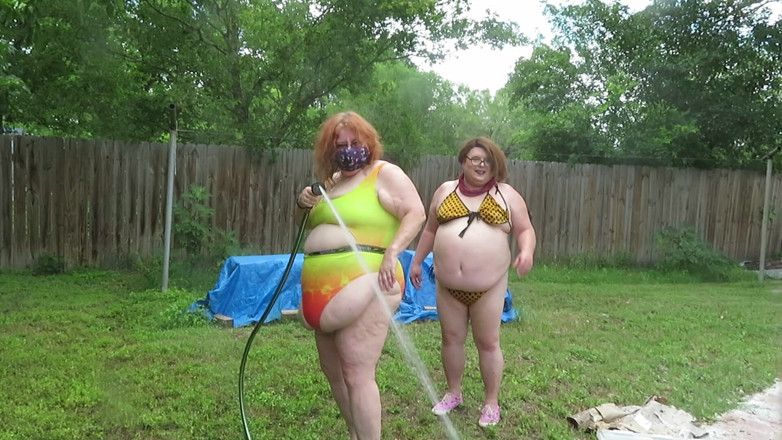 BBW nurse Vicki adventures with friends: Clean stuff and each other with hose me and BBW...