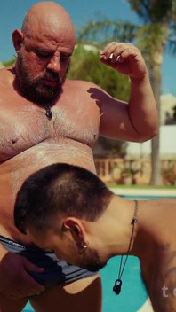 Poolside Cream Rubdown: Four Hands Slick up a Needy Sub, Sandwiched