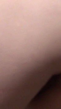 Sedni si mu na obličej, POV zadek