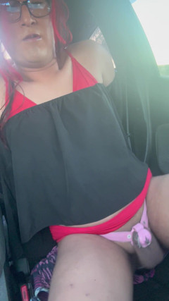 Sissy Dildo Car Ride thumbnail