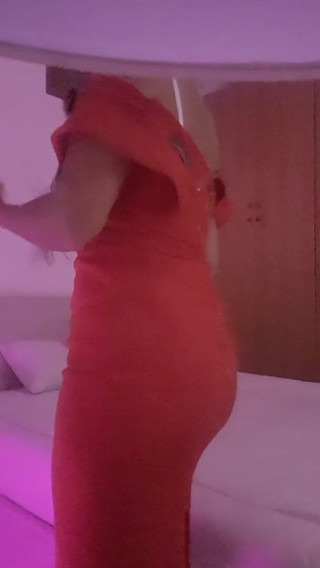 Shugar Amanda: Sexual dance