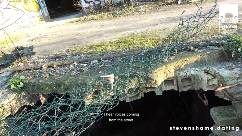 Steven Shame: Sladká Megan Venturi přibitá a vystříkaná!