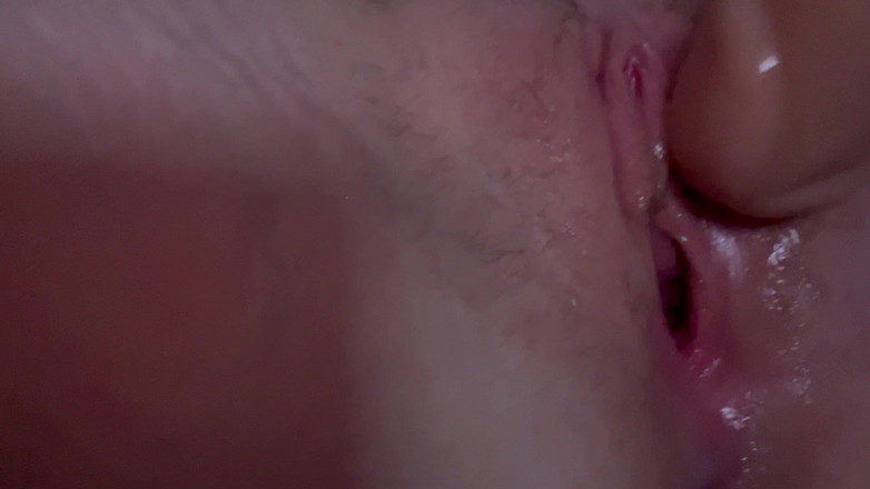 Codielisebeth24: MILf se šukala 12 palcovým robertkem