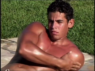 Gays Case: Tan arabian man with a fit body and a nice...