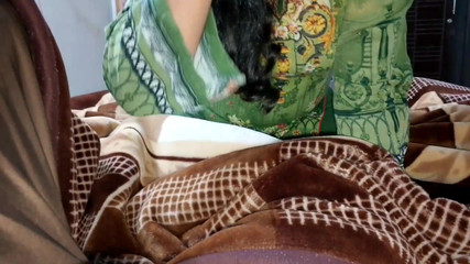 RedQueenRQ: Sorellastra cavalca il cazzo!