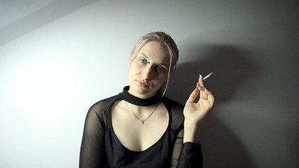 MertyXXX: Игра В Пепельницу