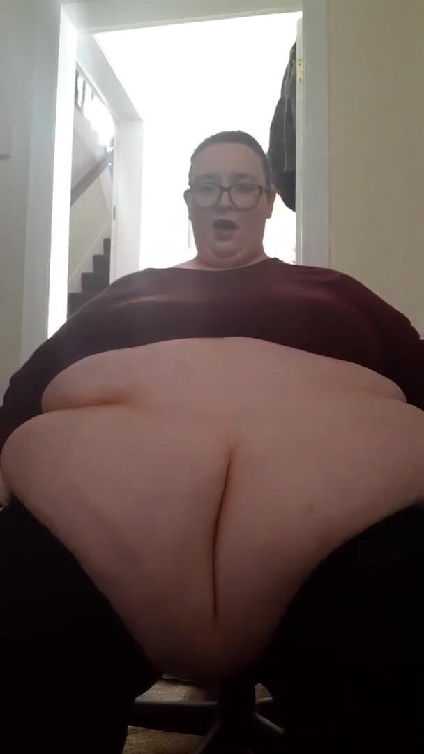 SSBBWLadyBrads: Karanlıktaki obez tanrıçan