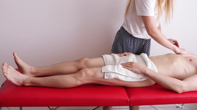 HotCoupleTeam: Przyszedłem na regularny masaż, ale ona chciała więcej. Doprowadziłem ją...