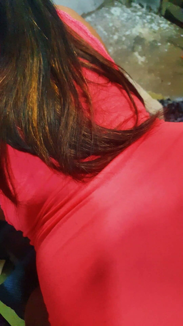 Tiyana: Big Ass Hotwife Hard Fuck and Blow Job on Knees