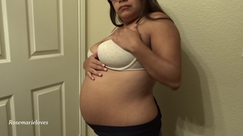 RosemarieLoves: Seins enceintes et premiers signes de MILF
