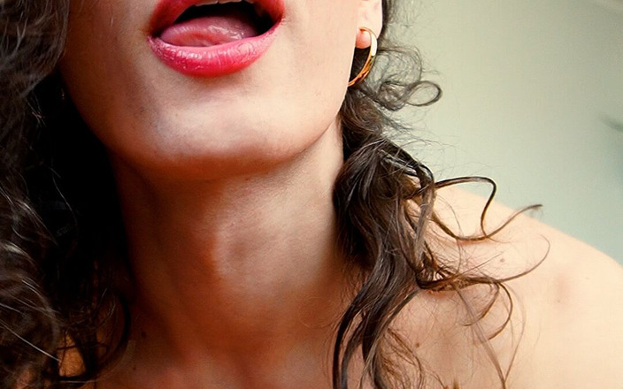 Medi Voi: Mokré polibky z pohledu s přítelkyní