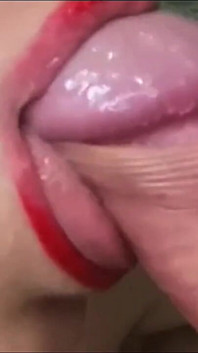 Fodendo a Beleza Profunda na Boca