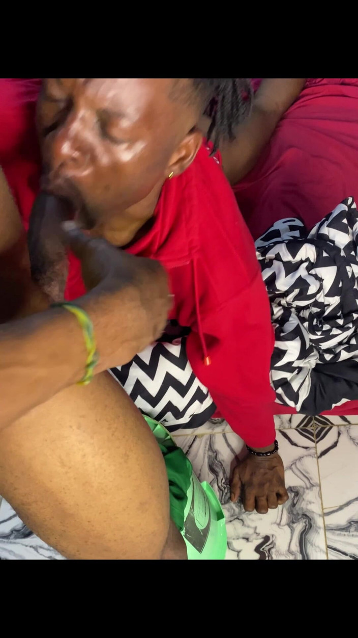 assdriller50: Мой электрик наслаждался киской моего мужчины