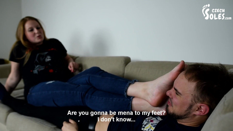 Czech Soles - foot fetish content: Chị kế hư hỏng đang trừng phạt anh kế của cô ấy