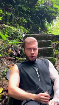 La mora si masturba mentre mi spoglio nel fiume - Silvana Lee e brian Evansx