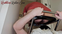 Ruthless ruler - maledom: Sirs ass čistič po toaletě