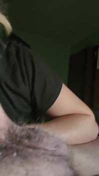 Succhia un cazzo duro e twerka su di esso fino a quando non viene dentro di me - Mama_foxx94