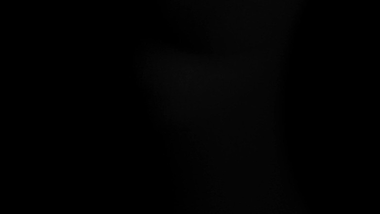 Ivan the Pleasure Dom: Ženatý muž si hraje s análním dildo ve sprše