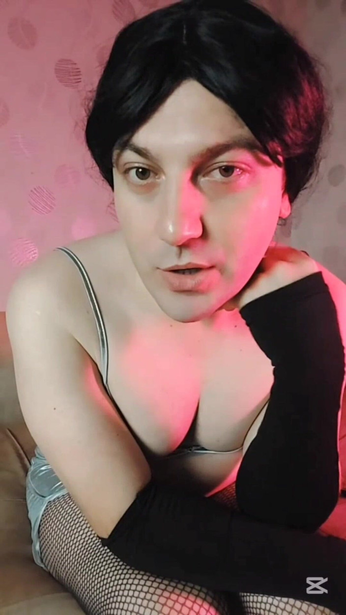Kitty_Cross: Bộ ngực to tự nhiên femboy hấp dẫn femboy