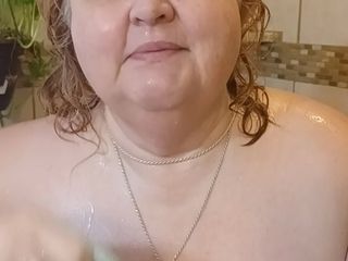 BBW nurse Vicki adventures with friends: Handikapp Nursevicki Duschar rakningar etc