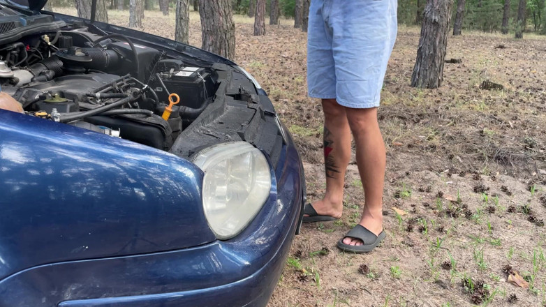 HotPrincessUA: Revving ihres mannes bis zum edging, echter auto-Pannen-Höhepunkt!