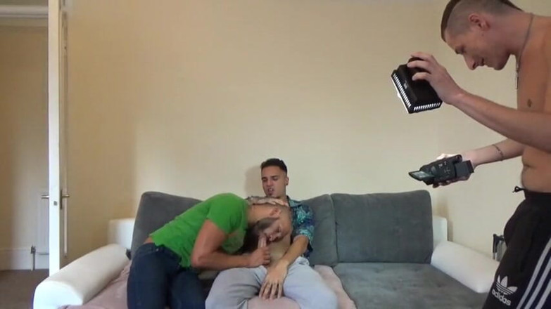 Gaybareback: Backstar веб-камера порно Leo REX трахається прямо без презерватива