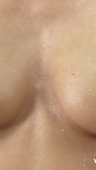 Rosa dildo von wet Und pissy