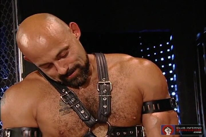 Club Inferno Dungeon: Knuckle Sandwich